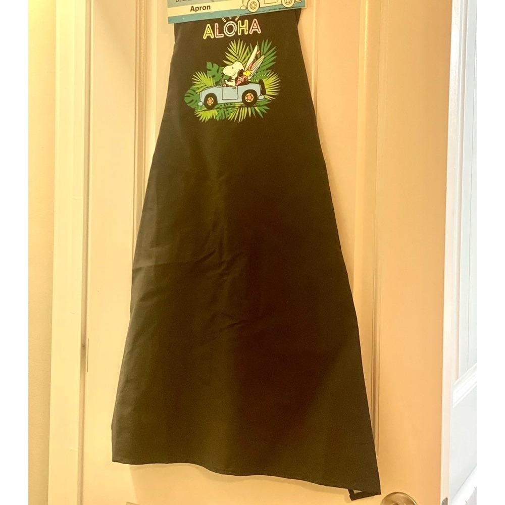 Peanuts Snoopy Kitchen Apron Woodstock Charlie Brown Lucy Linus Sally